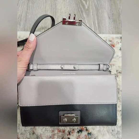 Michael Kors Sloan Tricolor Clutch Crossbody Shoulder Bag - Picture 6 of 9